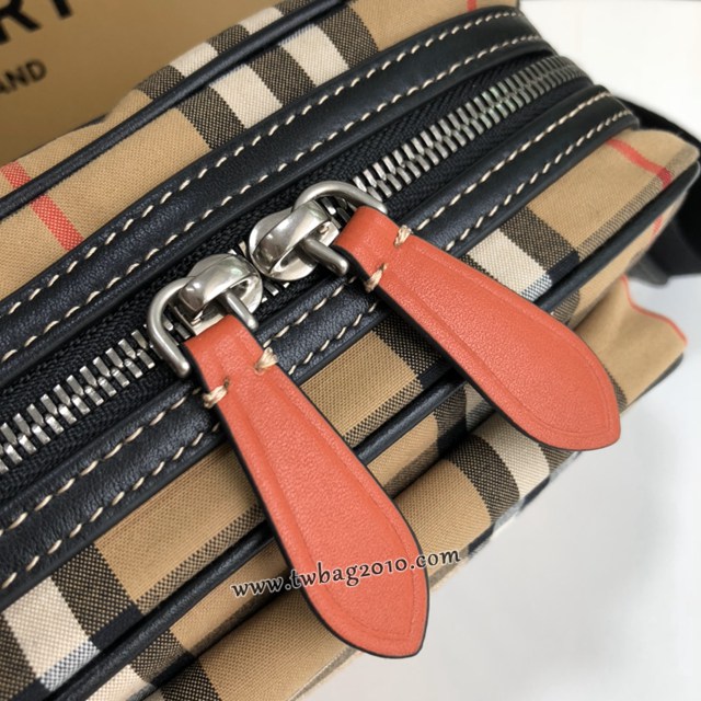 Burberry專門店新款Vintage復古格紋斜背包 巴寶莉肩背相機包男包 yxb1479